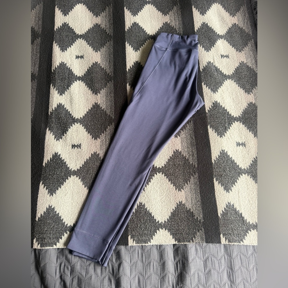 Reebok Les Mills Navy Leggings - Picture 2 of 9
